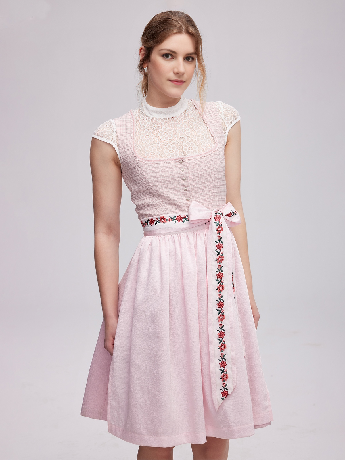 Dirndl Hellblau Rosa