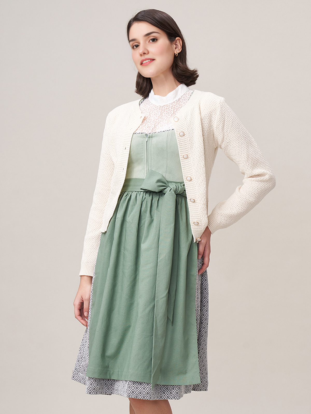 Dirndl Bluse Lang in Weiß