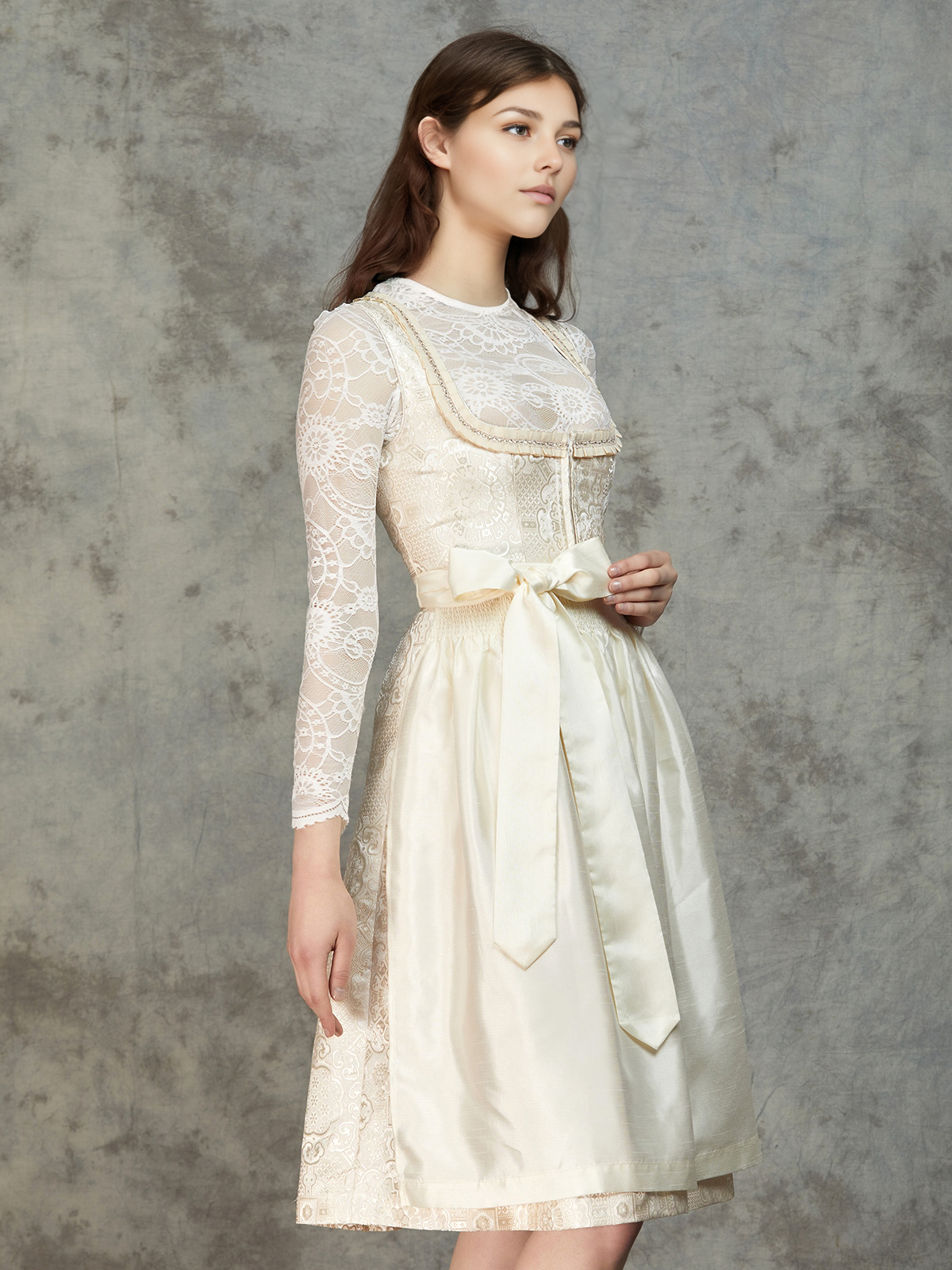 Beige Rosa Dirndl