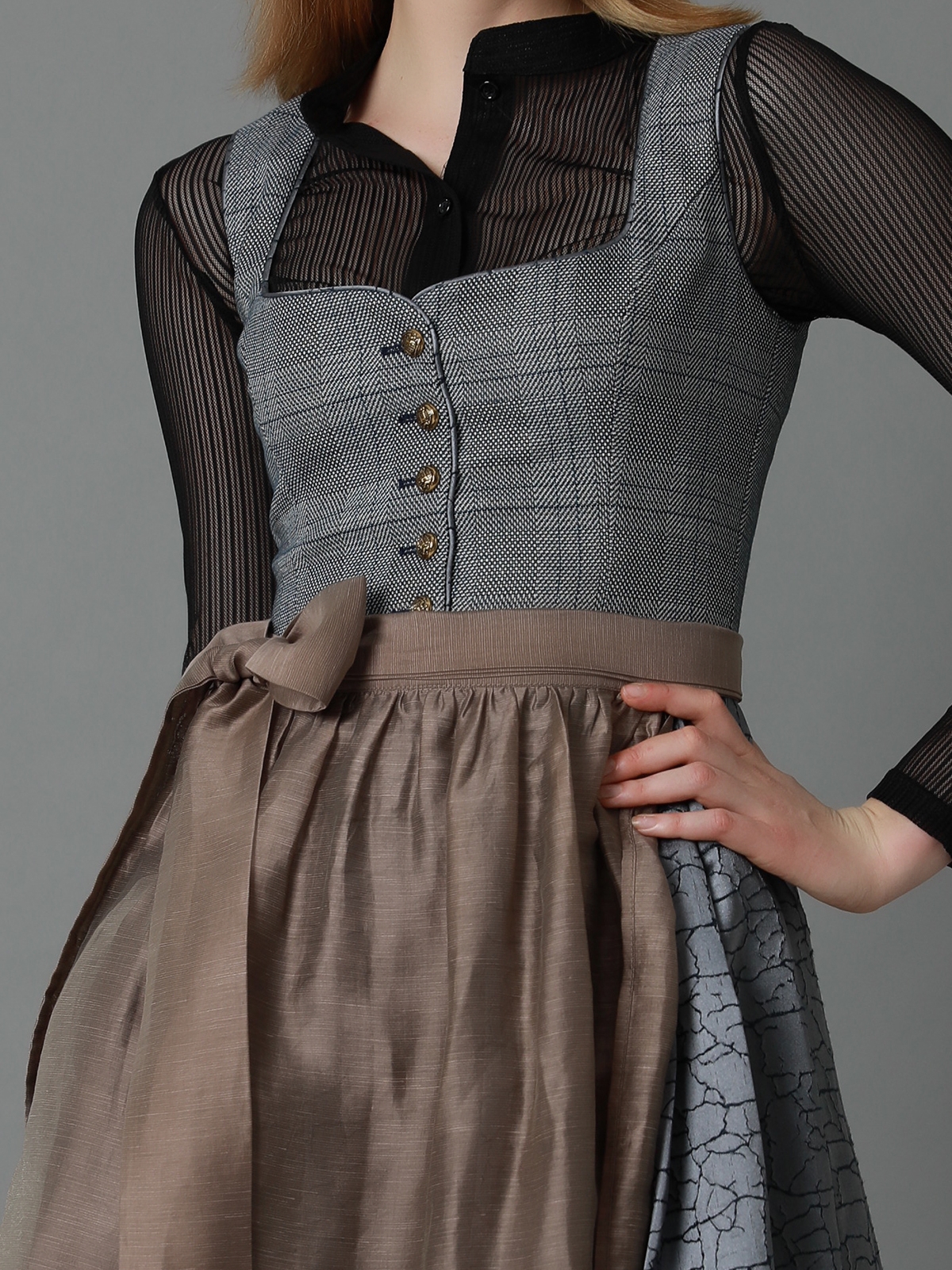 Dirndl Grüb in eleganter Ausführung