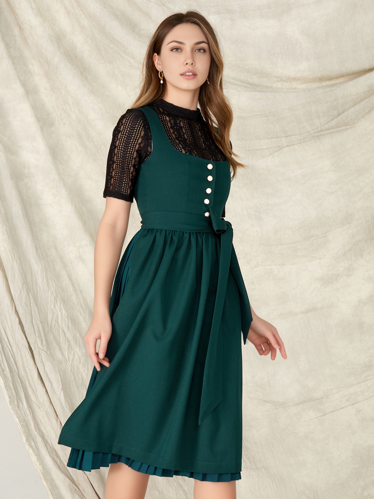 Alpenglanz Dirndl Grün – stilvoll und vielseitig