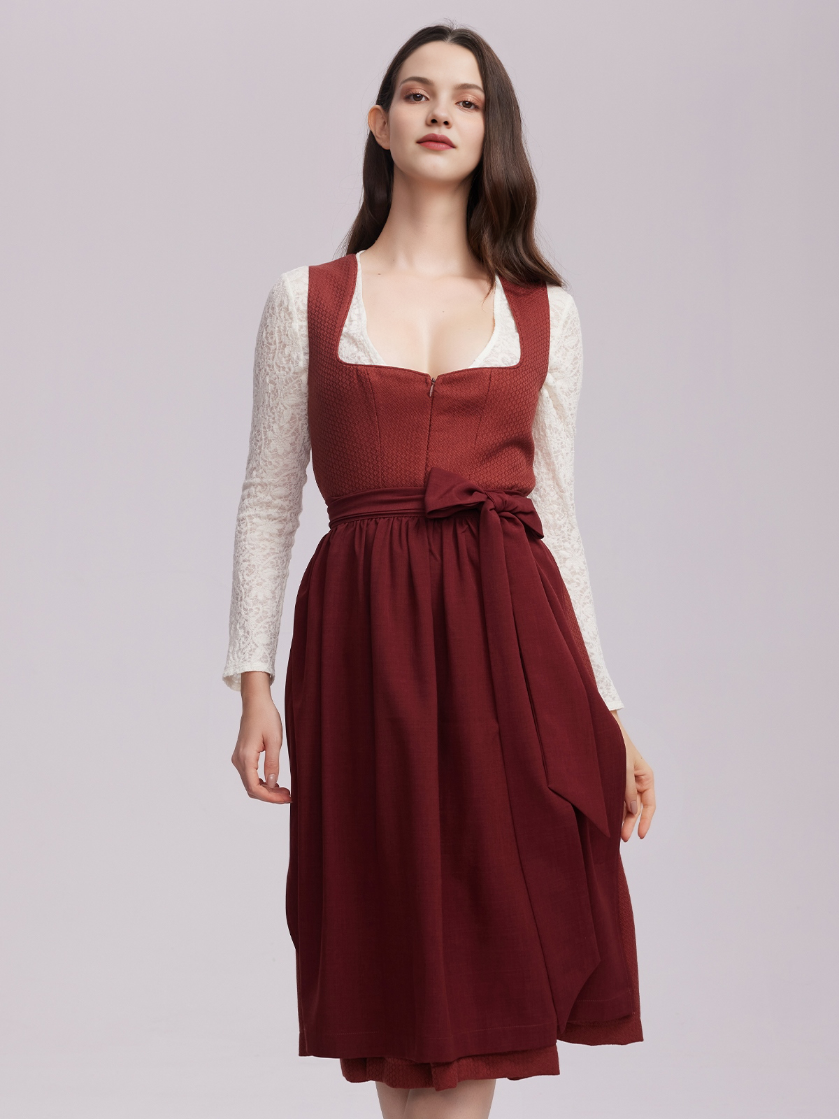 Dirndlbluse in Rot mit Halbarm